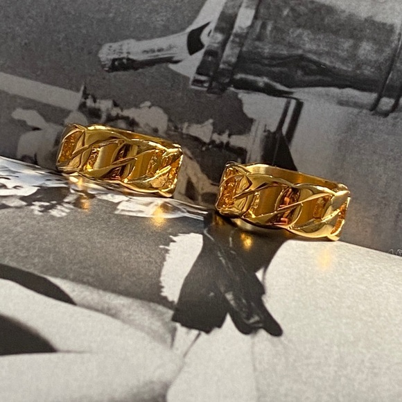 Gold Stainless Steel Cuban Link Rings - Picture 4 of 6